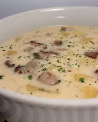 Грибной суп с сыром и куриным филе