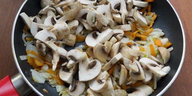 картофельный суп с шампиньонами и цветной капустой