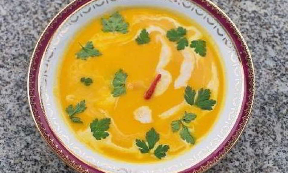 Рецепт кокосово-морковный крем-суп с перцем и имбирем
