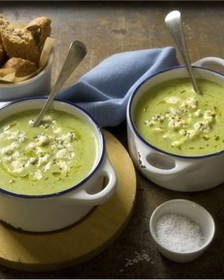 Крем-суп из брокколи с голубым сыром