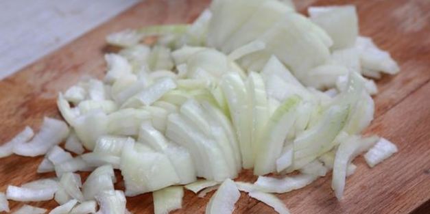 крем суп из курицы и кабачков с грибами