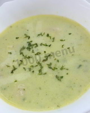 Крем-суп из цукини и курицы в мультиварке