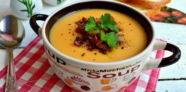 крем-суп морковно-картофельный со шкварками из утиного жира