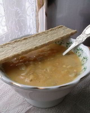 Крем-суп с красной чечевицей и кукурузой