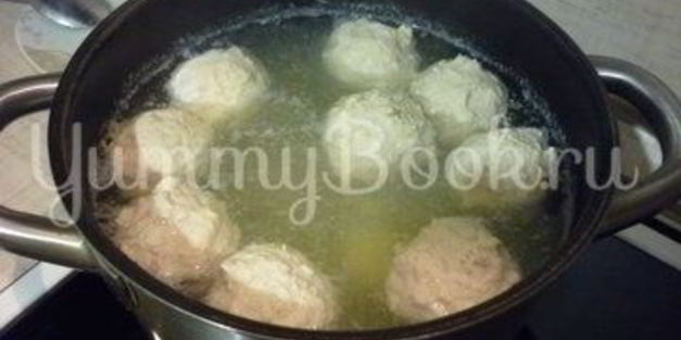 легкий супчик с куриными фрикадельками