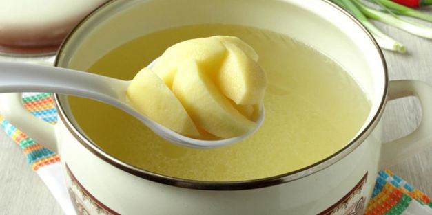 острый суп с рисом и томатной пастой