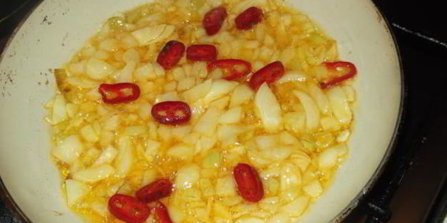 острый суп со стручковой фасолью