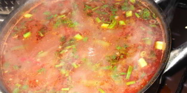 острый суп со стручковой фасолью