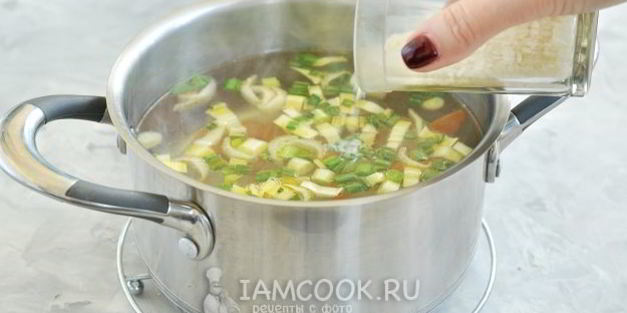 щавелевый суп с фрикадельками