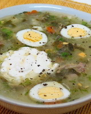 Щавельный суп с яйцом