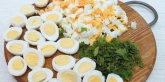 щавельный суп с яйцом