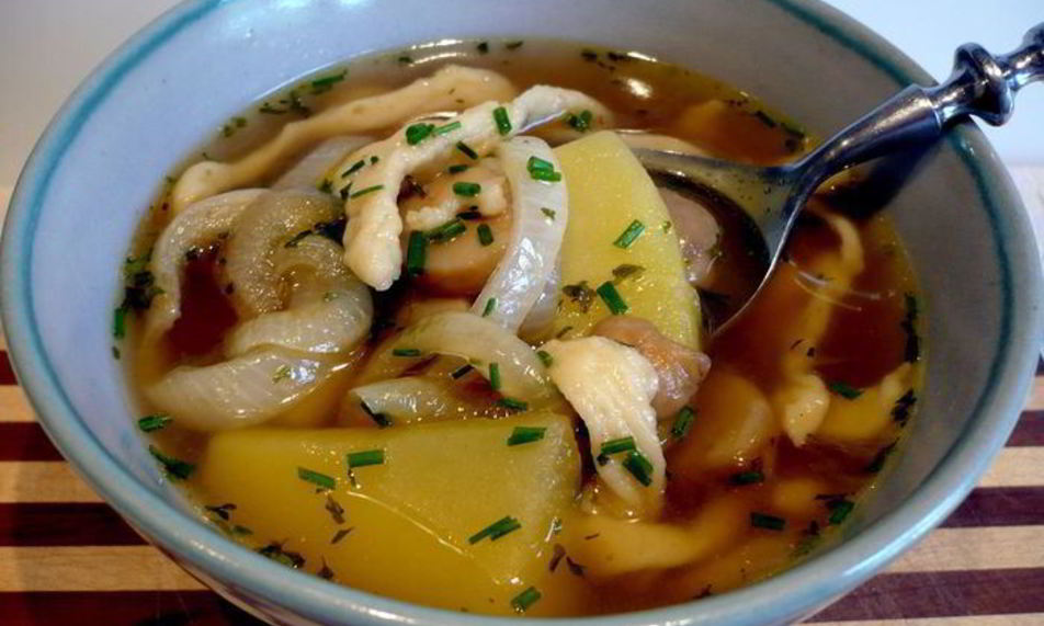 Рецепт швабского супа с домашнимей шпецле