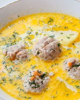 Сливочный суп с фрикадельками