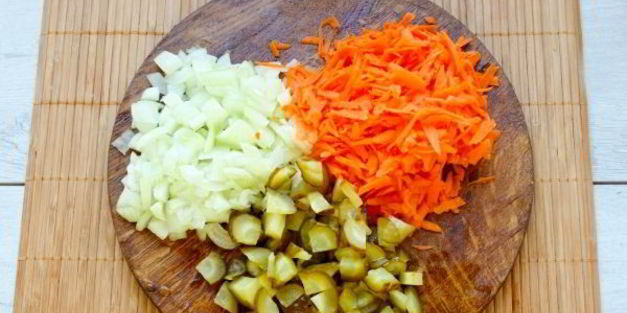 солянка в мультиварке