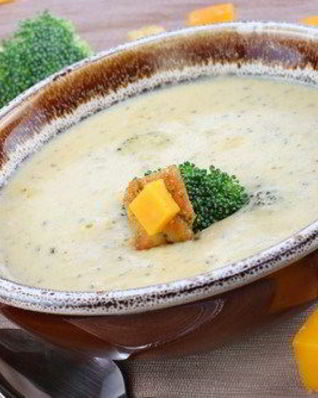 Суп из брокколи и манго с имбирем