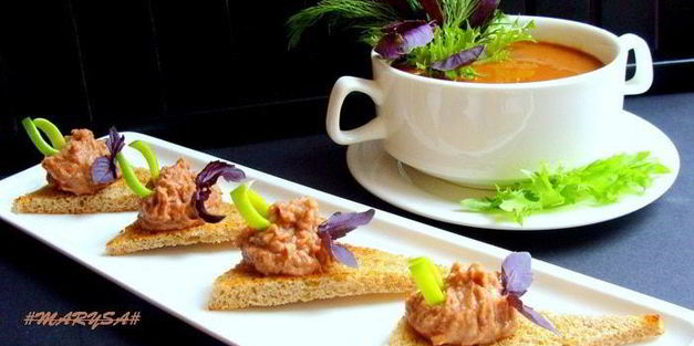 фасолевый суп-пюре с сельдереем и морковью