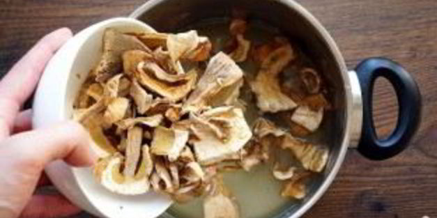 грибной суп-пюре из сушеных грибов