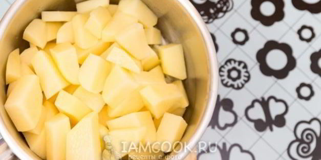 картофельный суп-пюре с чесноком и сливками