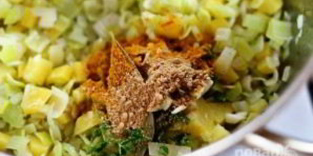 морковный суп-пюре с имбирем и карри