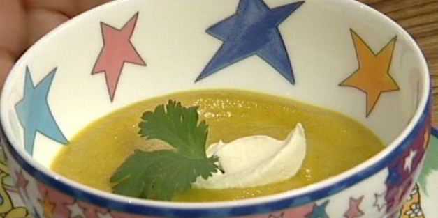 морковный суп-пюре с кориандром