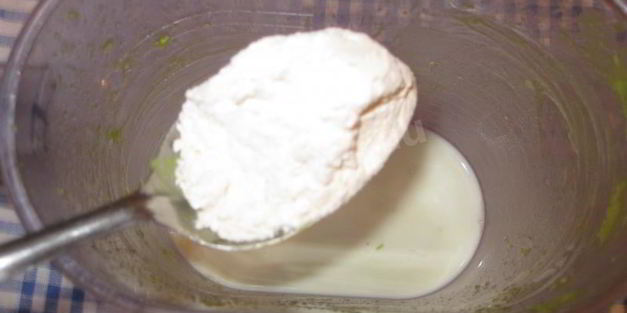 простой суп пюре из зеленого горошка с желтками