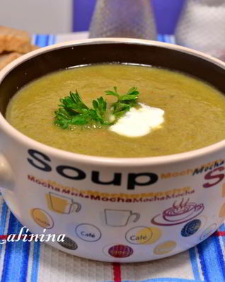 Суп-пюре из брокколи и шампиньонов