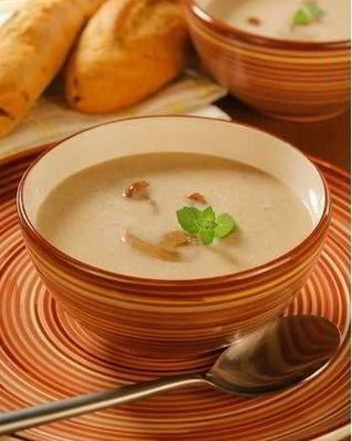 Суп-пюре из фасоли с грибами