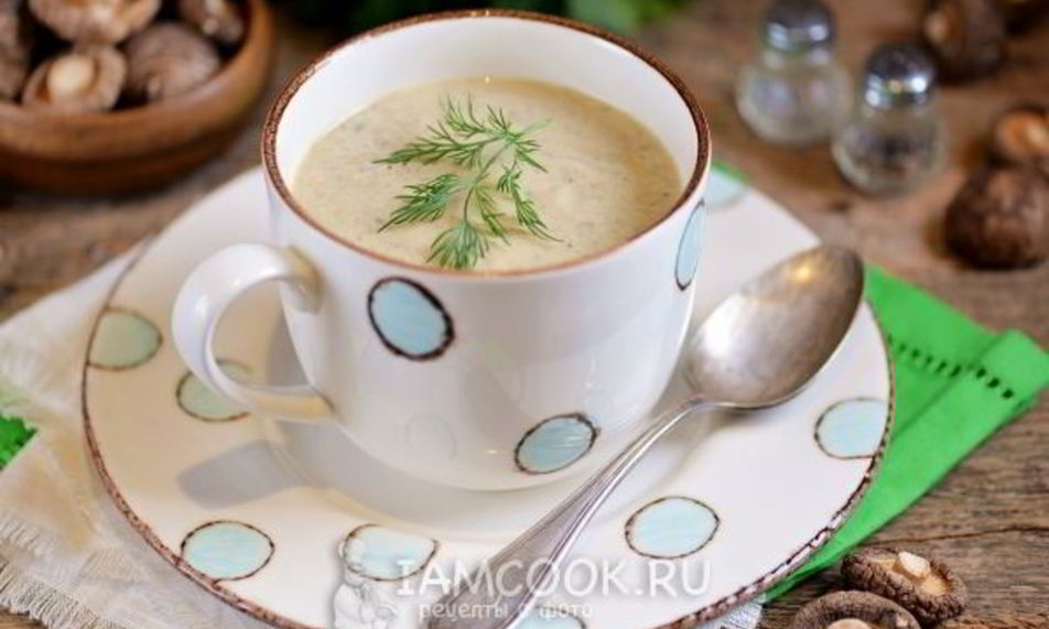 Рецепт суп-пюре из кабачков с грибами и сельдереем