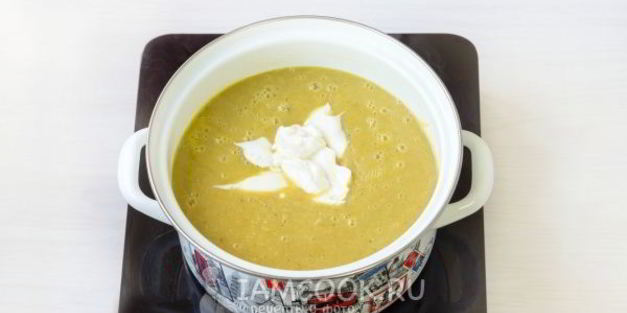 суп-пюре из кабачков с плавленным сыром