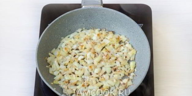 суп-пюре из кабачков с плавленным сыром