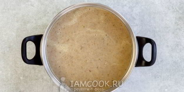 суп-пюре из шампиньонов с чесноком