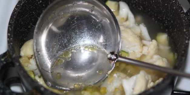 суп-пюре из цветной капусты и цуккини