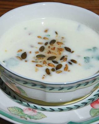 Суп-пюре из цветной капусты с имбирем