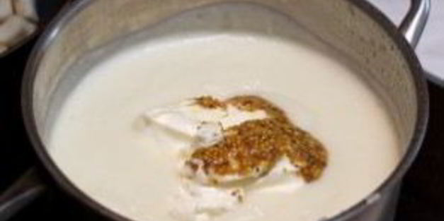 суп-пюре из цветной капусты со сливками