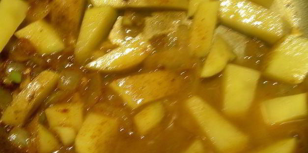 суп-пюре с цукини и карри