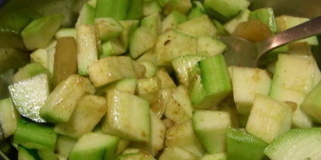 суп-пюре с цукини и карри