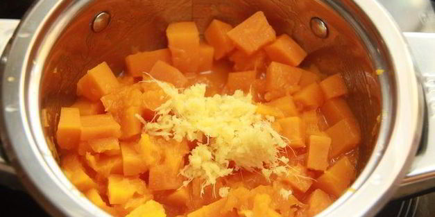 тыквенный суп-пюре с гребешками