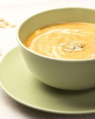 Тыквенный суп-пюре с карамелизованными семечками