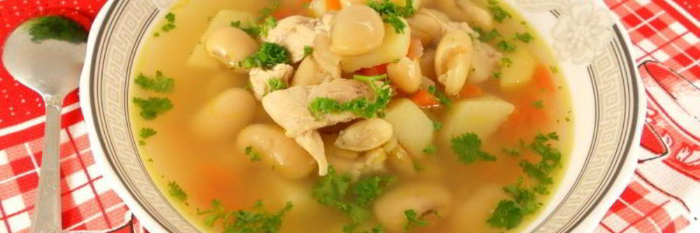 Суп с фасолью и курицей в мультиварке