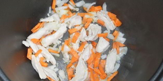 суп с фасолью и курицей в мультиварке