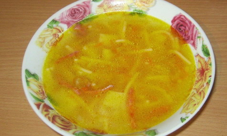 Рецепт суп с колбасой и вермишелью