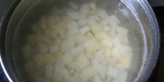 суп с колбасой и вермишелью