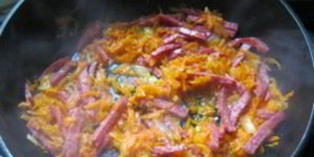 суп с колбасой и вермишелью