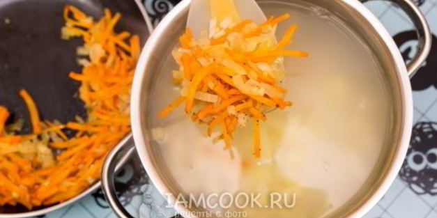 суп с консервированной сайрой и рисом