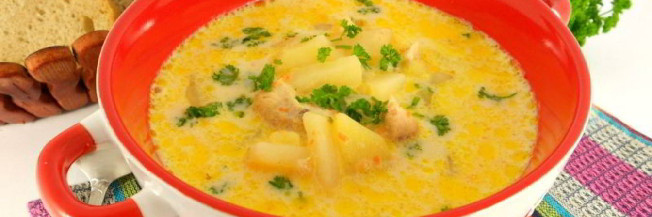 Суп с курицей и плавленным сыром в мультиварке