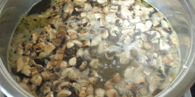суп с курицей и шампиньонами