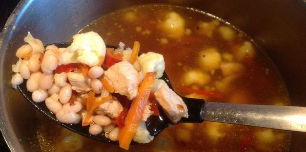 суп с цветной капустой и индейкой