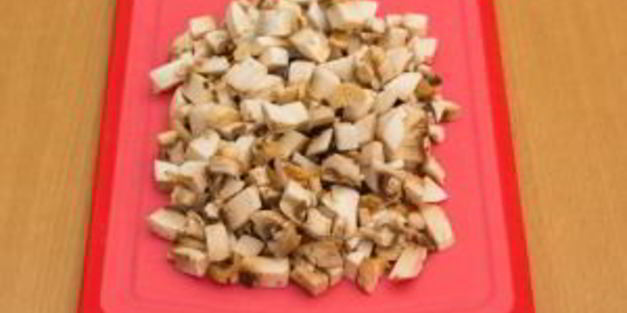 суп с уткой, рисом и грибами