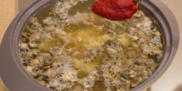 суп с уткой, рисом и грибами