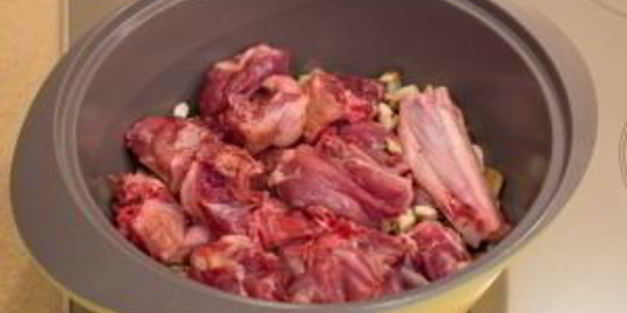 суп с уткой, рисом и грибами